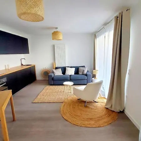 T2 Cosy, Tres Calme, Terrasse, Petit Jardin Et Parking * Tours