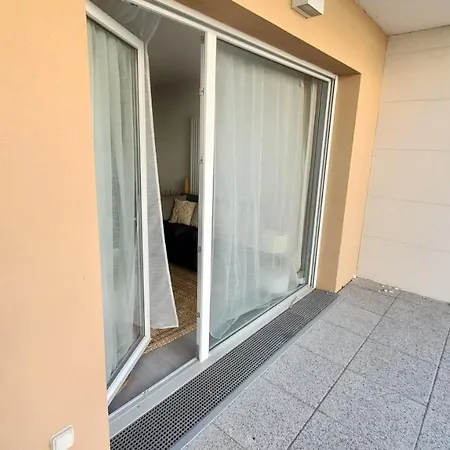 T2 Cosy, Tres Calme, Terrasse, Petit Jardin Et Parking Appartement Tours